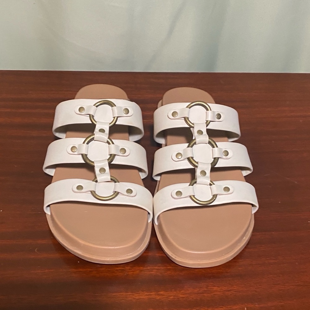 White Mountain Koala Leather Minimalist Slide Sandals in Eggshell Women’s 7.5